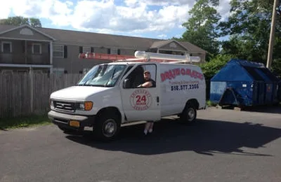 On-Call Plumbers in Albany: Match Symptoms to the Right Emergency Plumbing Scope